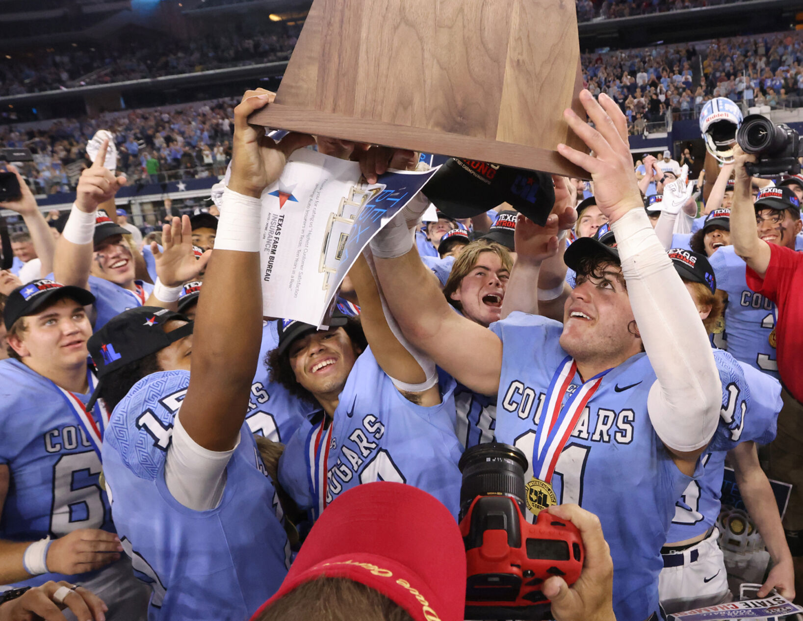 Cougars conquer Buckeyes for state title